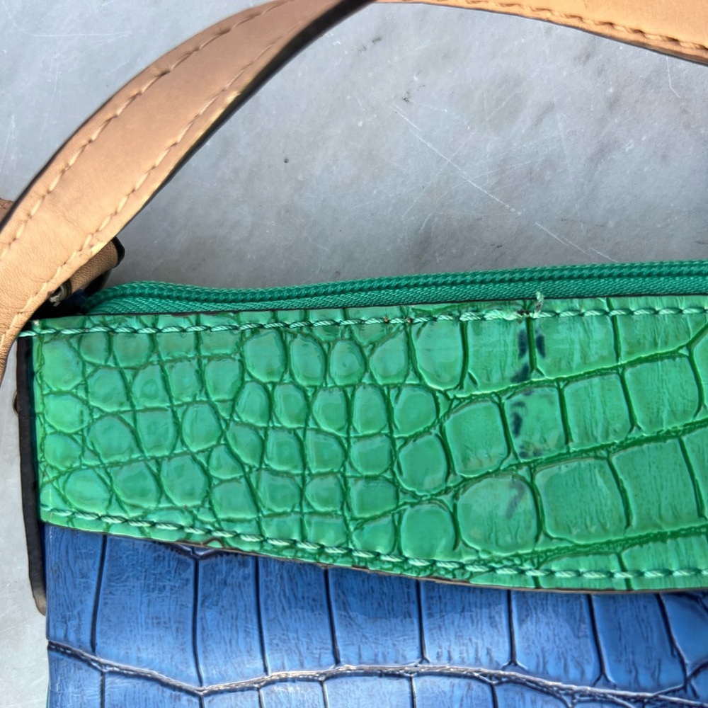 RARE Guess Vintage Los Angeles Crossbody Handbag Bag 1981 Croc - Picture 5 of 13